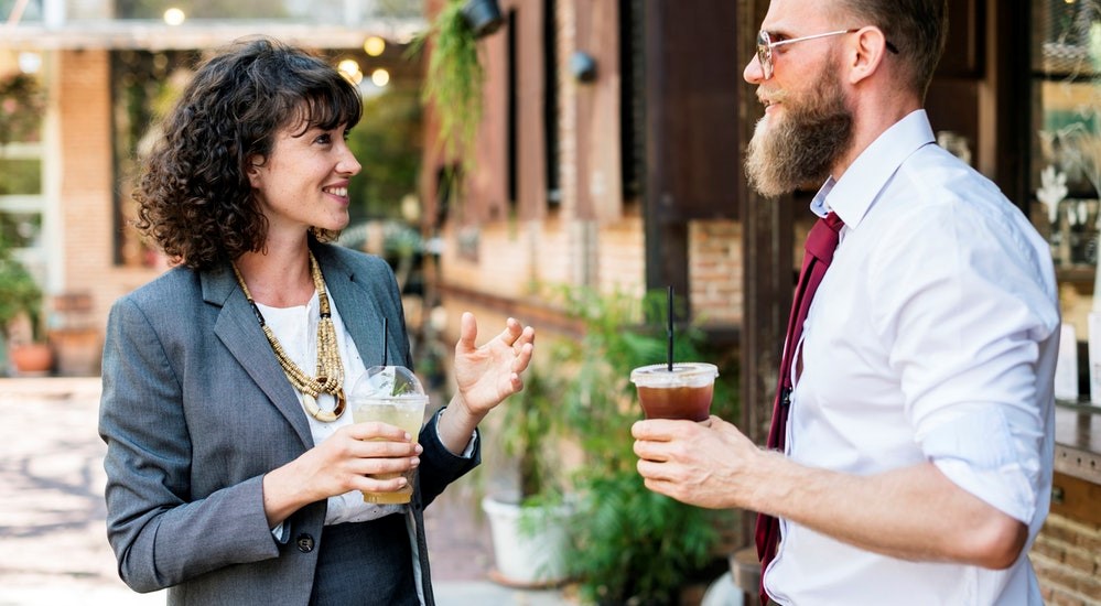 He says “I” all the time. | 6 Signs He's Not Boyfriend Material | Her Beauty