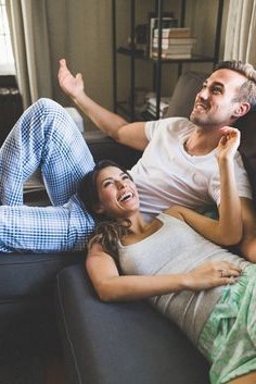 You Feel Free To Share Opinions | 10 Signs You're in a Healthy Relationship | Her Beauty