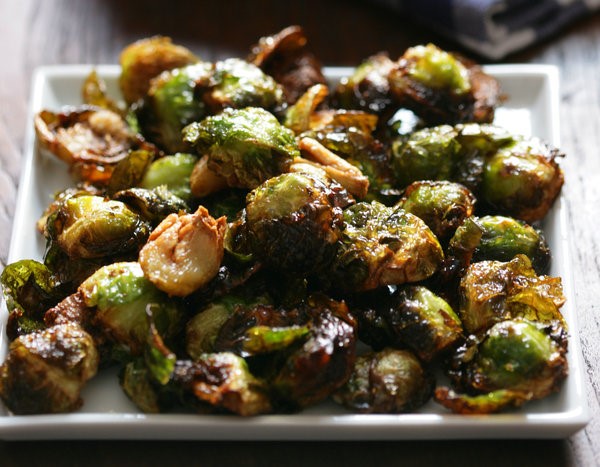 Caramelized Brussels Sprouts | 8 Vegetarian Dish Ideas for the Thanksgiving Table | Her Beauty