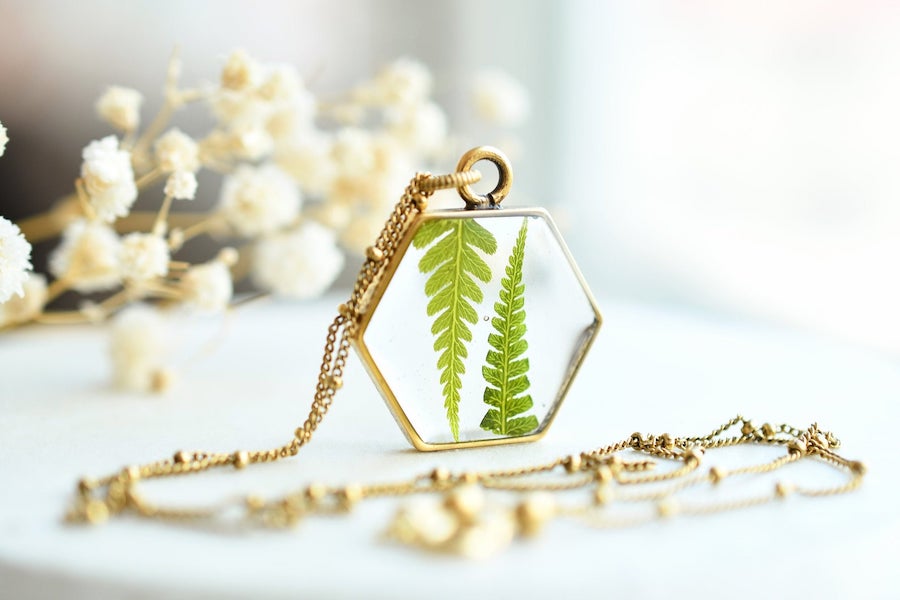 #8 | Mesmerizing Jewelry That Preserves The Beauty of Nature | HerBeauty