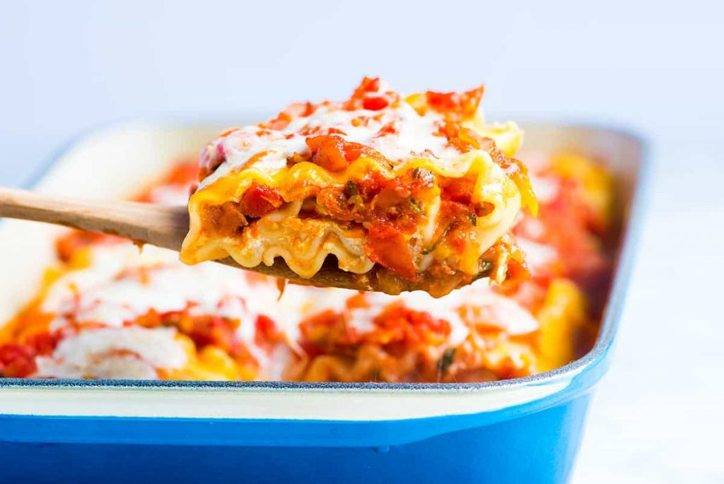 Pumpkin and Kale Lasagna Roll-Ups | 12 Healthy Pumpkin Recipes Perfect for Fall | Her Beauty