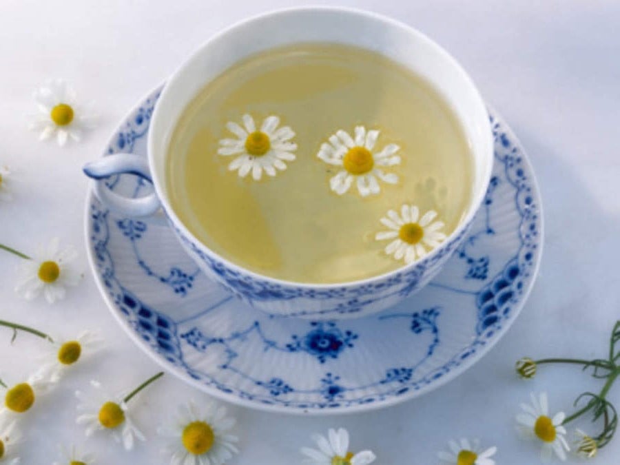 Improves Digestion | 8 Benefits of Chamomile Tea | Her Beauty