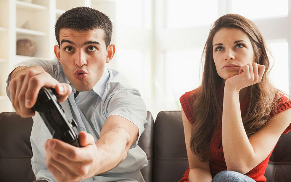 He can’t hold down a job for long. | 6 Signs He's Too Immature for a Relationship | Her Beauty